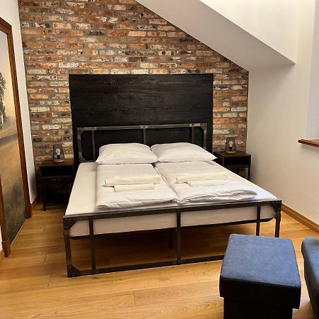 Dwor Gogolewo Nad Warta Bed & Breakfast Ksiaz Wielkopolski Екстериор снимка