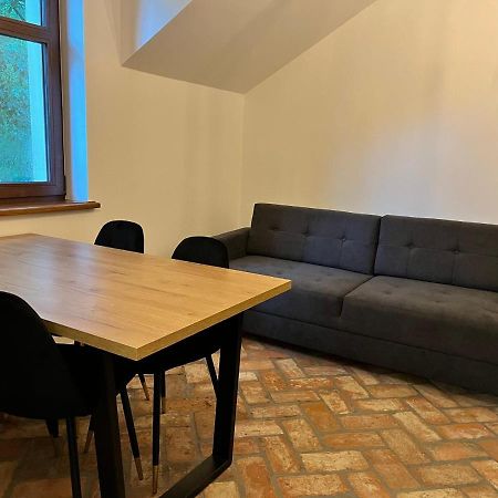 Dwor Gogolewo Nad Warta Bed & Breakfast Ksiaz Wielkopolski Екстериор снимка