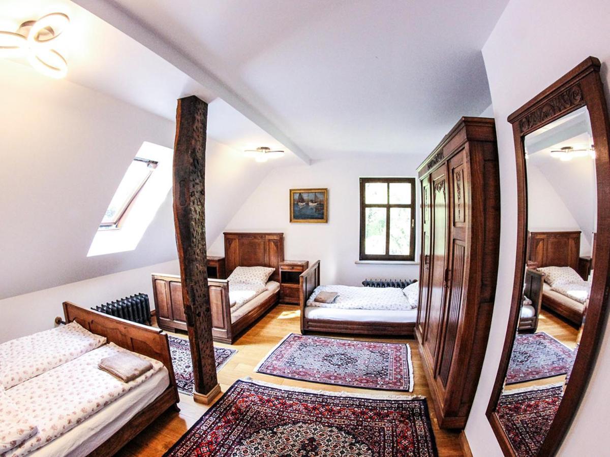Dwor Gogolewo Nad Warta Bed & Breakfast Ksiaz Wielkopolski Екстериор снимка