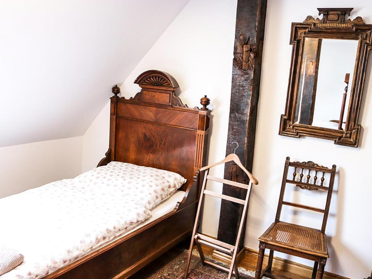 Dwor Gogolewo Nad Warta Bed & Breakfast Ksiaz Wielkopolski Екстериор снимка