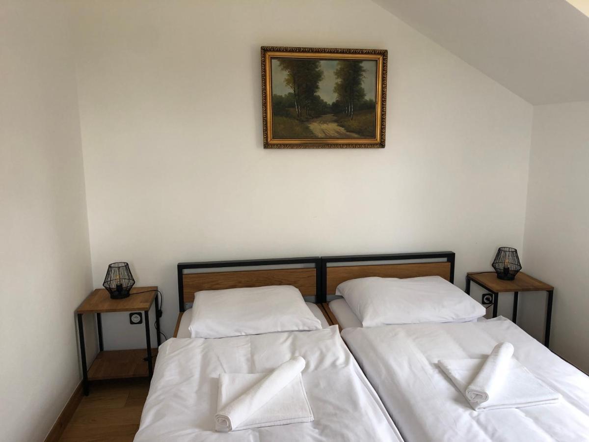 Dwor Gogolewo Nad Warta Bed & Breakfast Ksiaz Wielkopolski Екстериор снимка