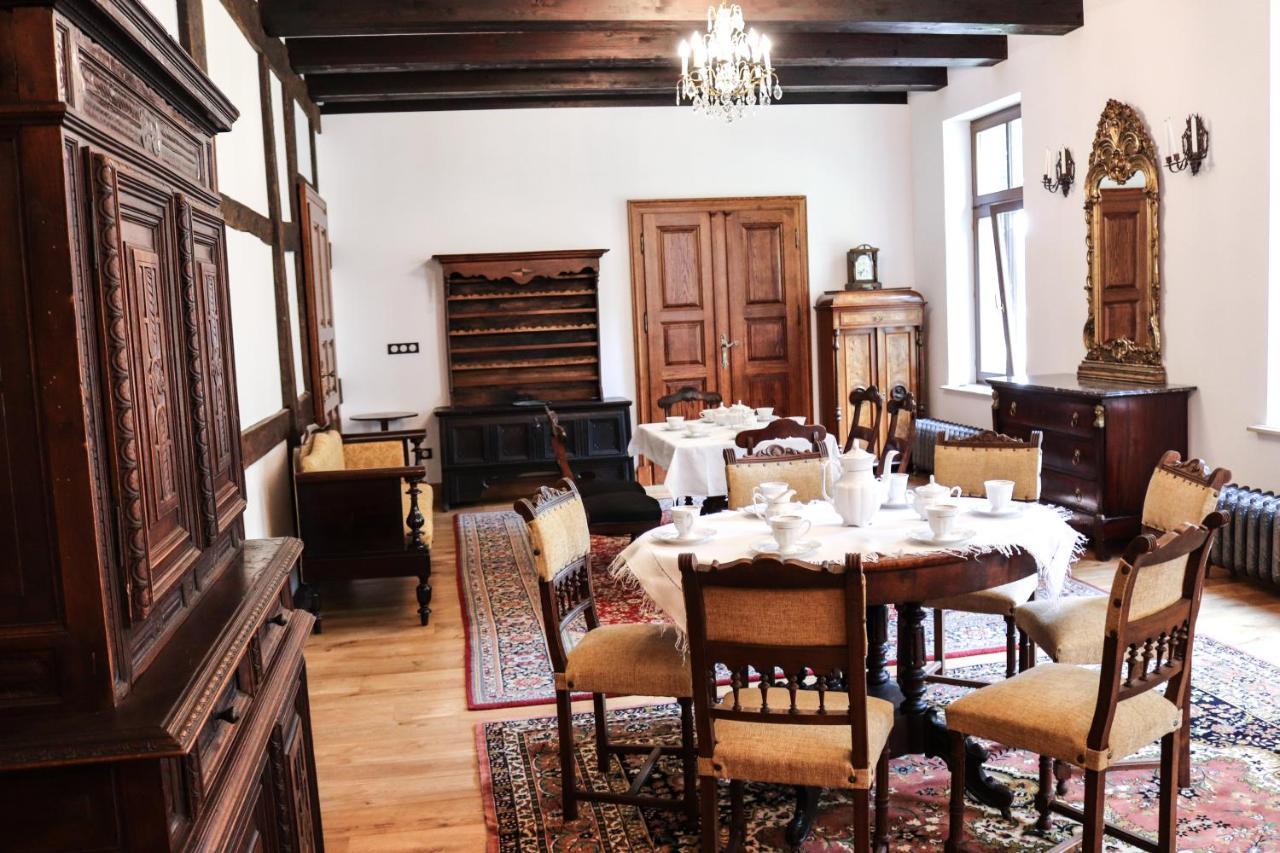 Dwor Gogolewo Nad Warta Bed & Breakfast Ksiaz Wielkopolski Екстериор снимка